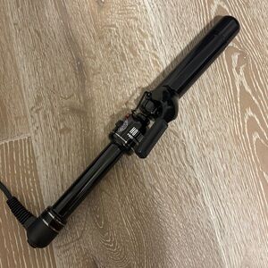 Hot Tools 1.25 inch Black Curling Iron